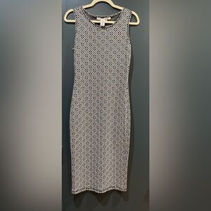Max Studio Black and White Geometric Pattern Dress